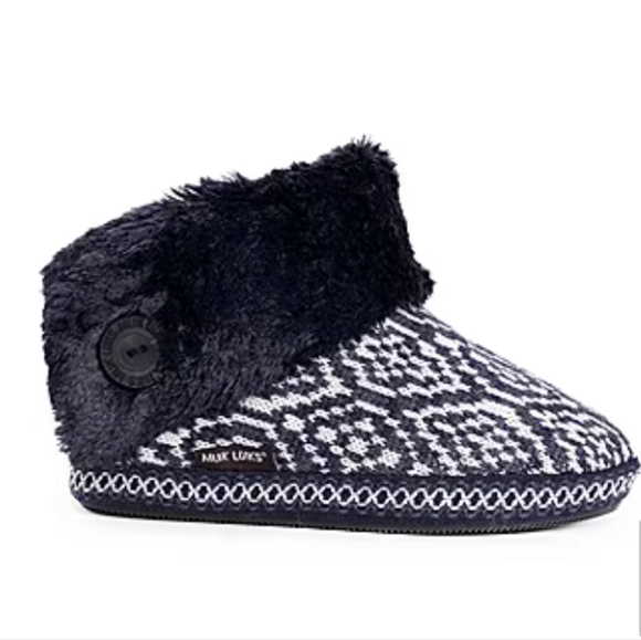 Muk Luks Melinda Womens Dark Sapphire Blue Bootie Slippers. NWOT - Picture 3 of 16